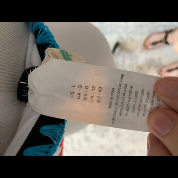 Hobie Keep the Piece Tankini Top - Picture 6 of 6